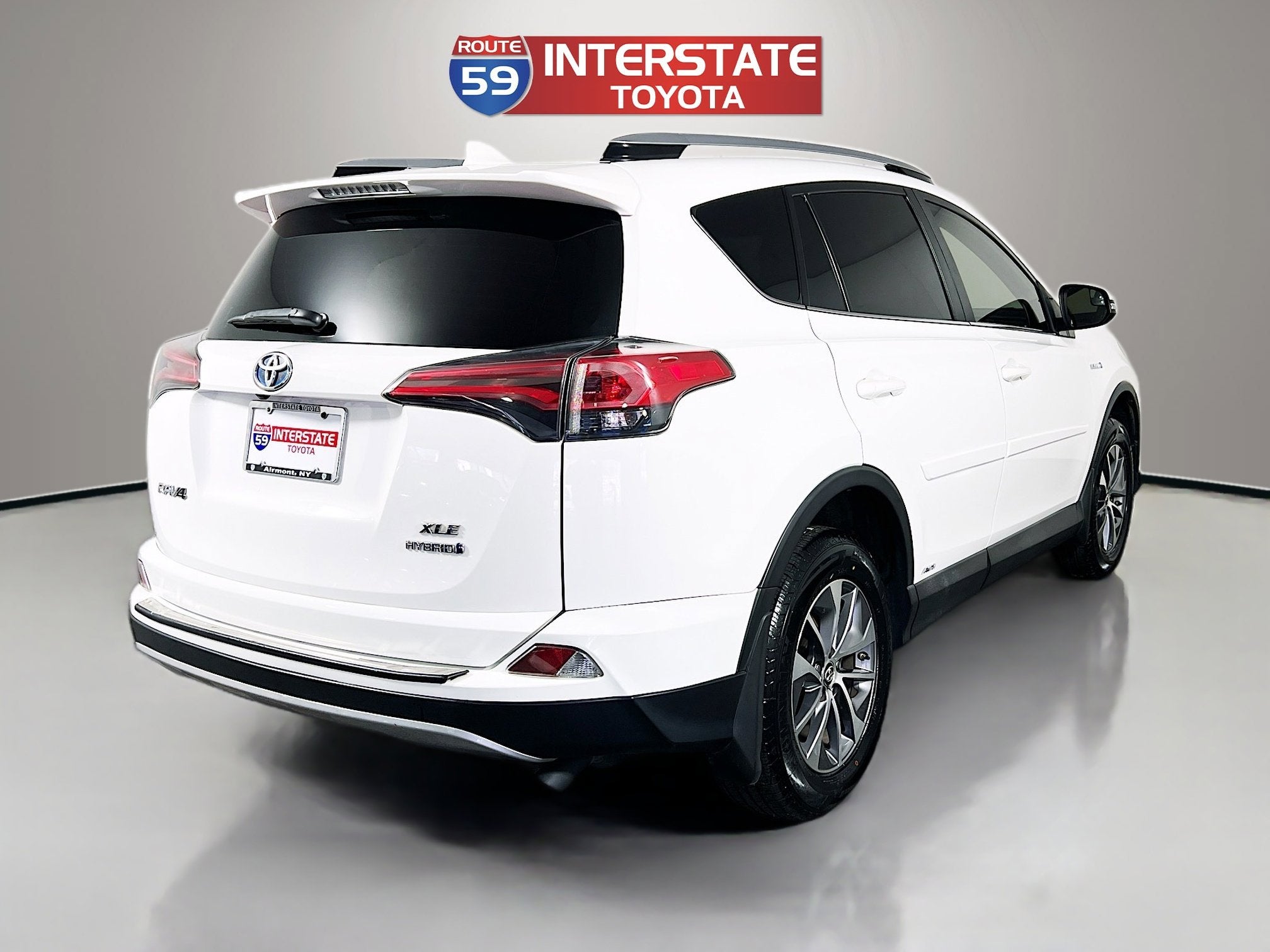 2017 Toyota RAV4 Hybrid XLE