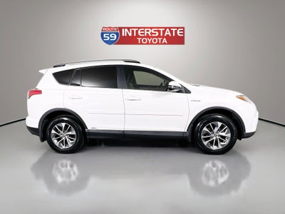 2017 Toyota RAV4 Hybrid XLE