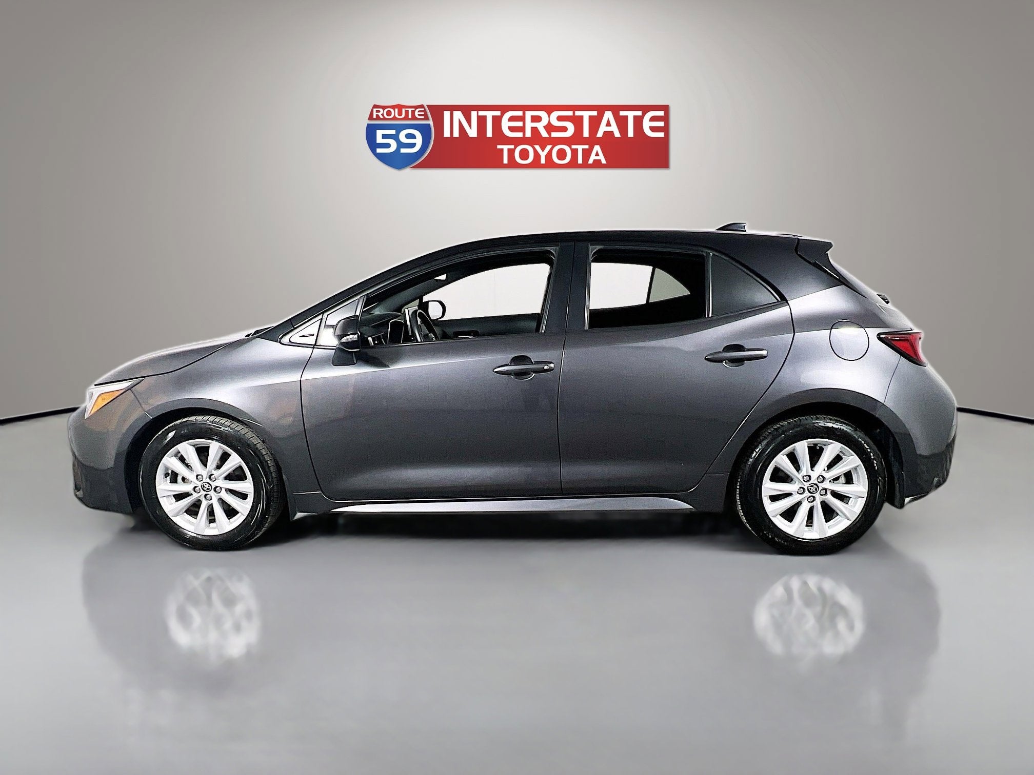 2023 Toyota Corolla Hatchback SE