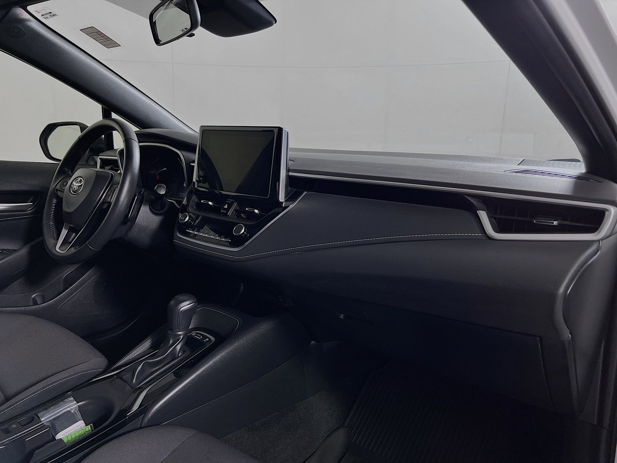 2025 Toyota Corolla Hatchback Base