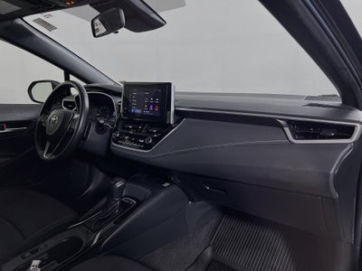 2025 Toyota Corolla Hatchback SE