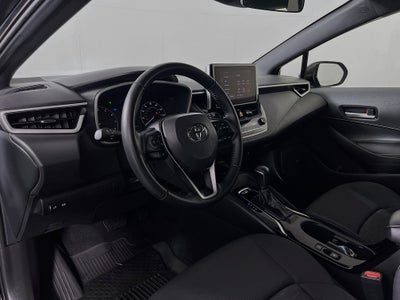 2025 Toyota Corolla Hatchback SE