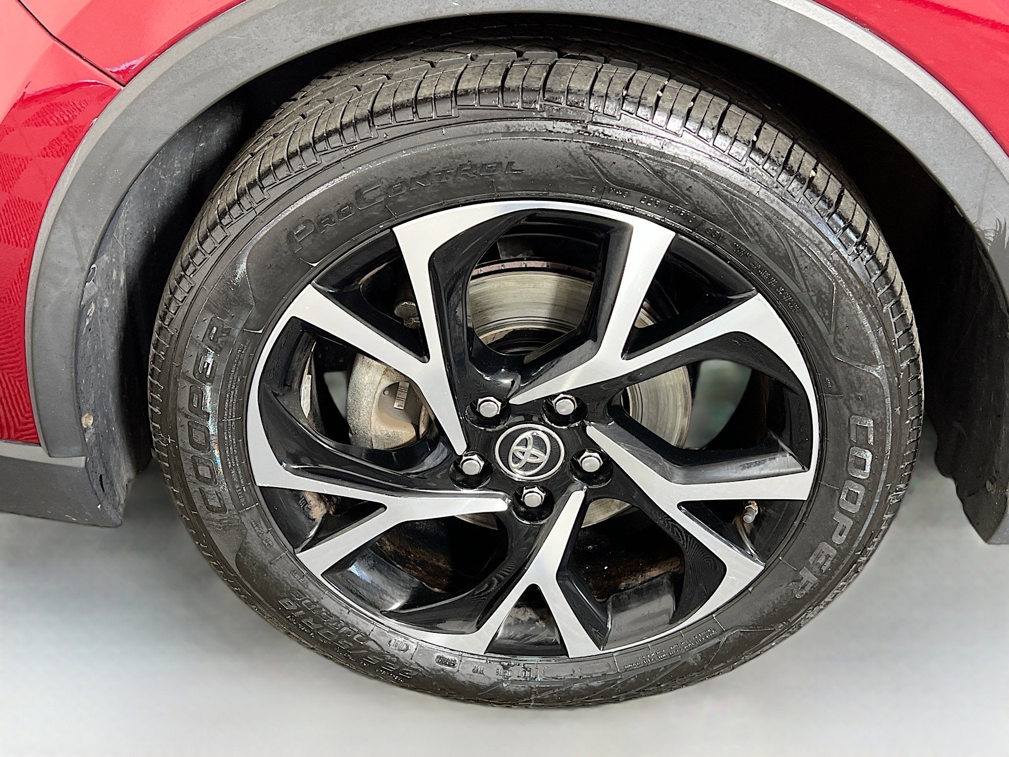 2019 Toyota C-HR XLE