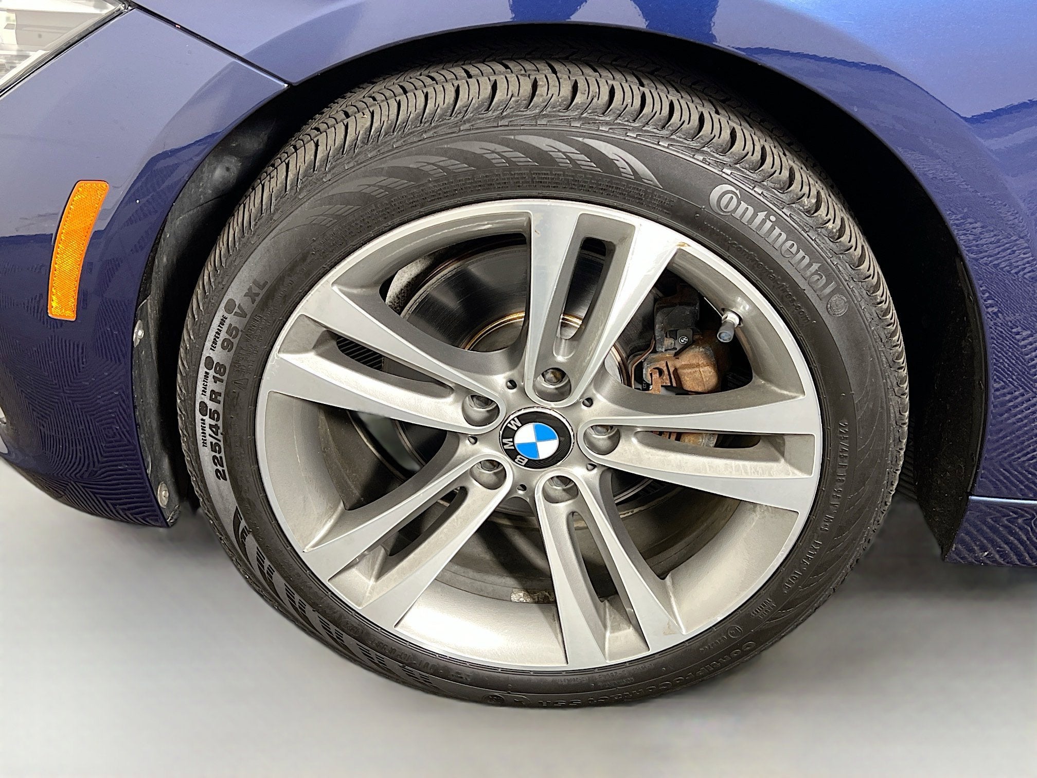 2018 BMW 3 Series 330i xDrive