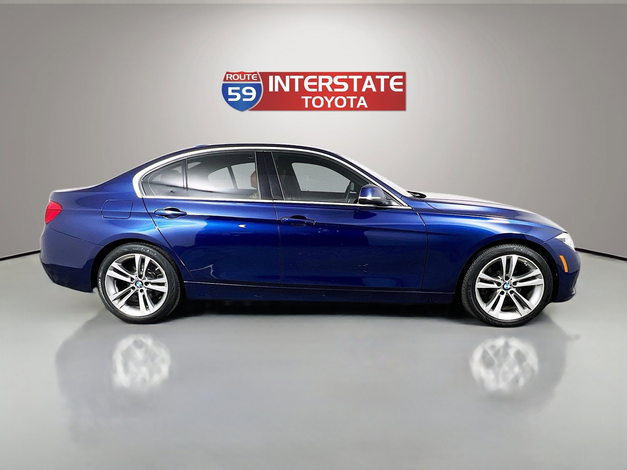 2018 BMW 3 Series 330i xDrive