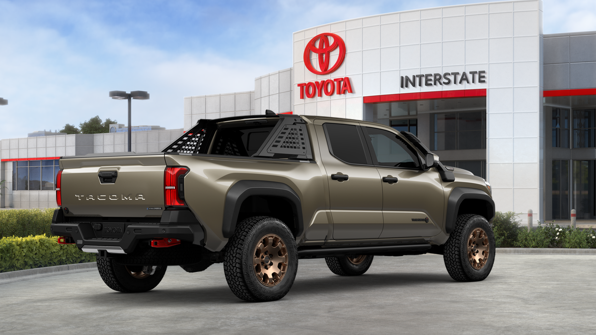 2026 Toyota Tacoma i-FORCE MAX Tacoma Trailhunter