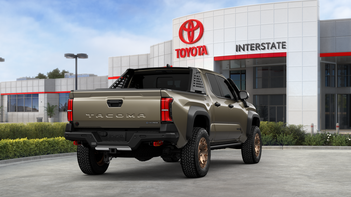 2026 Toyota Tacoma i-FORCE MAX Tacoma Trailhunter