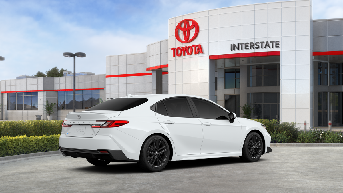 2026 Toyota Camry SE AWD