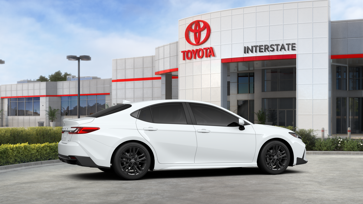 2026 Toyota Camry SE AWD