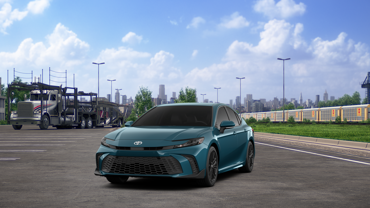2026 Toyota Camry SE AWD