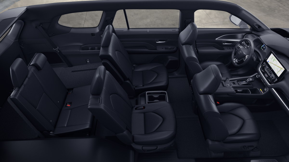 2026 Toyota Grand Highlander Hybrid Nightshade