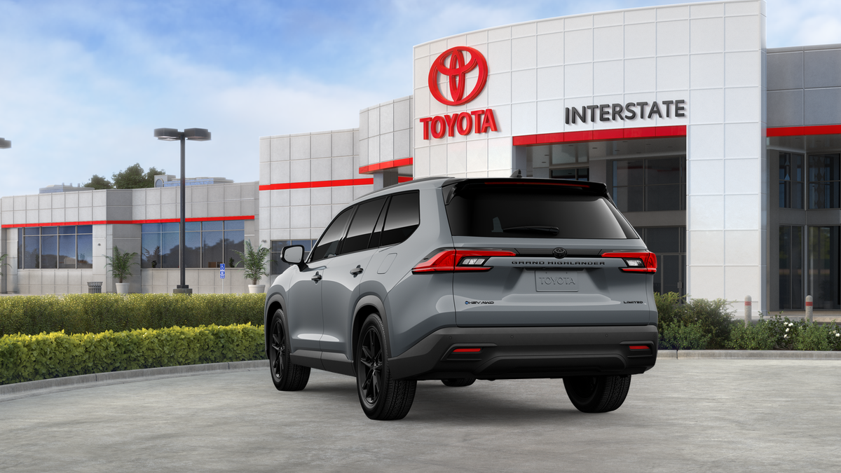 2026 Toyota Grand Highlander Hybrid Nightshade