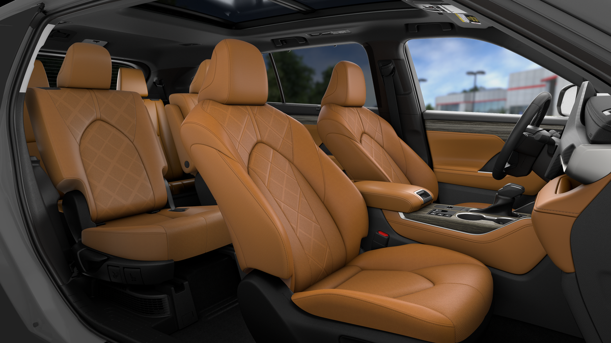 2026 Toyota Highlander Hybrid Platinum