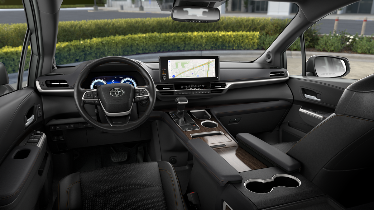 2025 Toyota Sienna Platinum