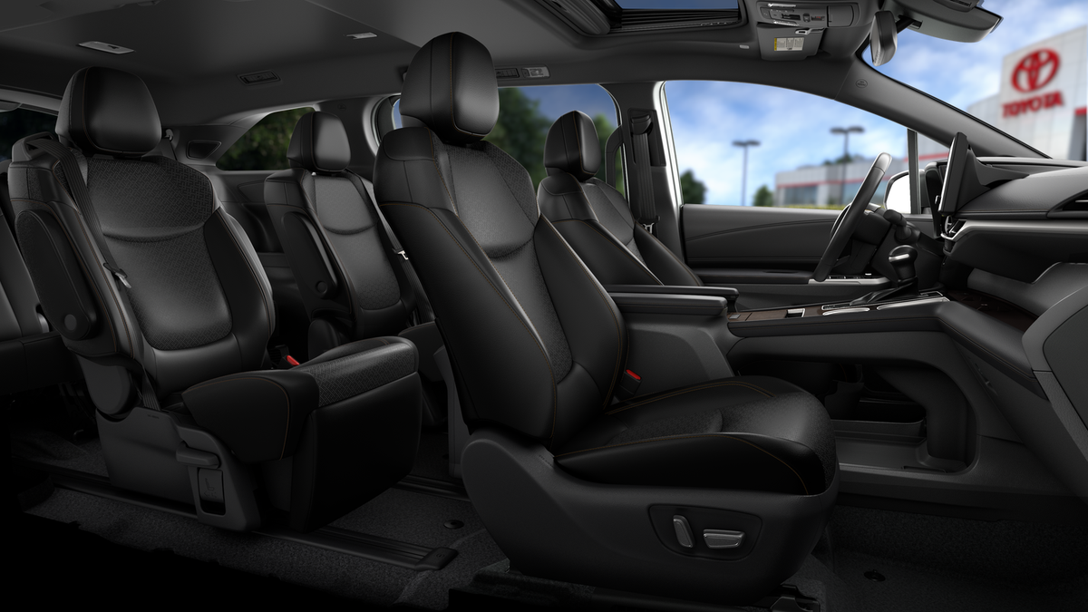 2025 Toyota Sienna Platinum