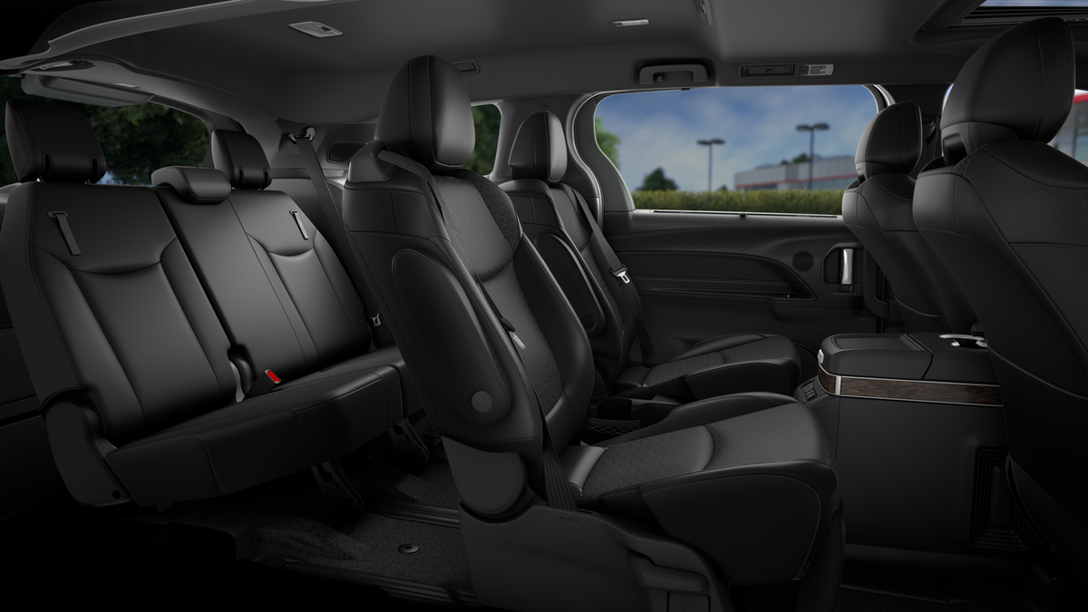 2025 Toyota Sienna Platinum