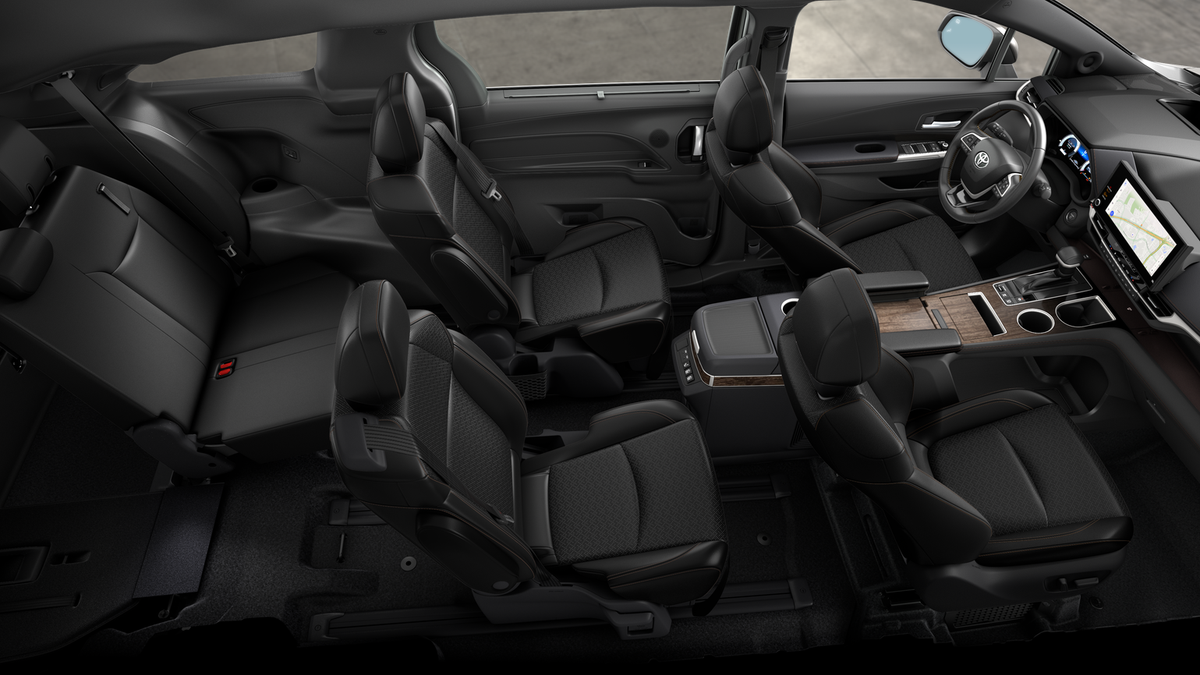 2025 Toyota Sienna Platinum