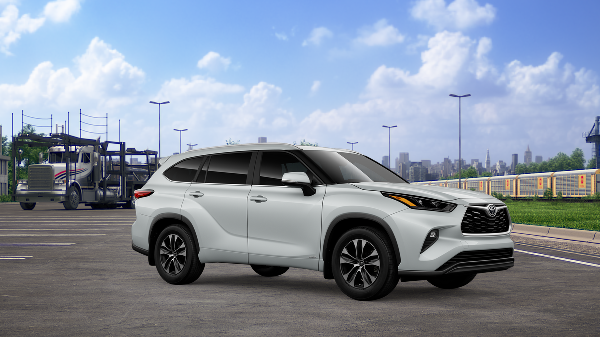 2026 Toyota Highlander Hybrid XLE