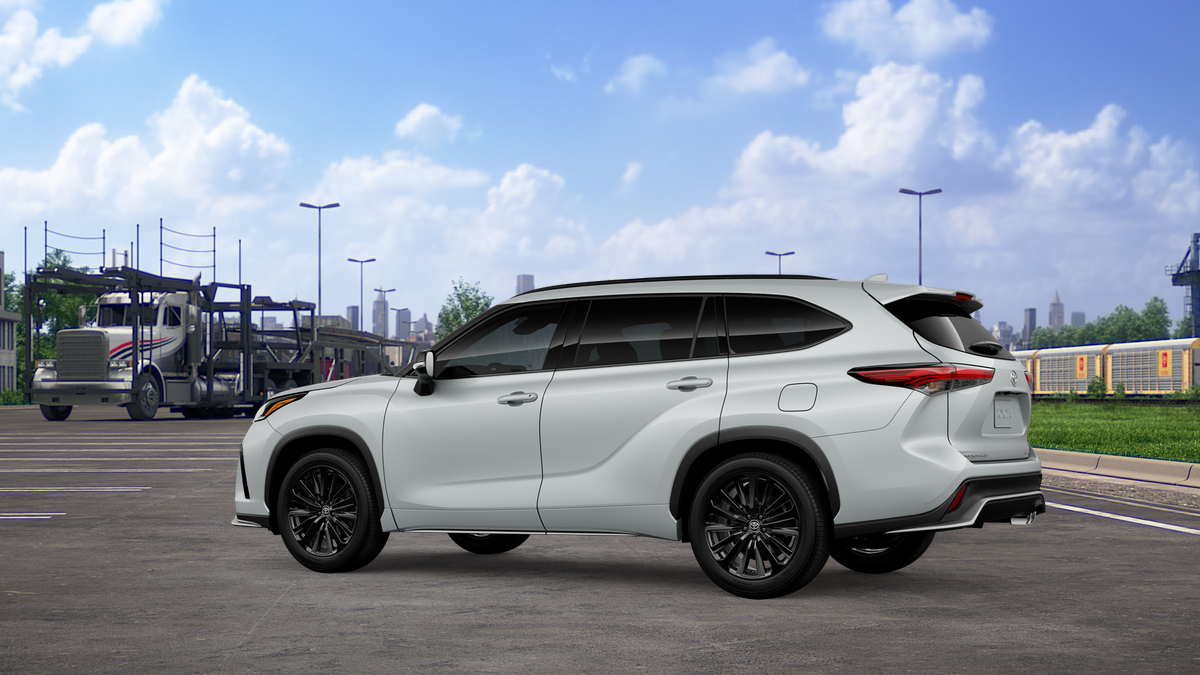 2026 Toyota Highlander XSE