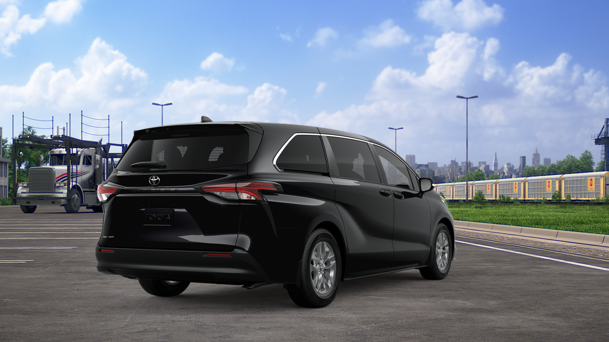 2026 Toyota Sienna LE