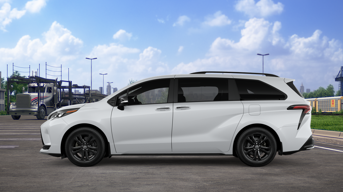 2026 Toyota Sienna XSE