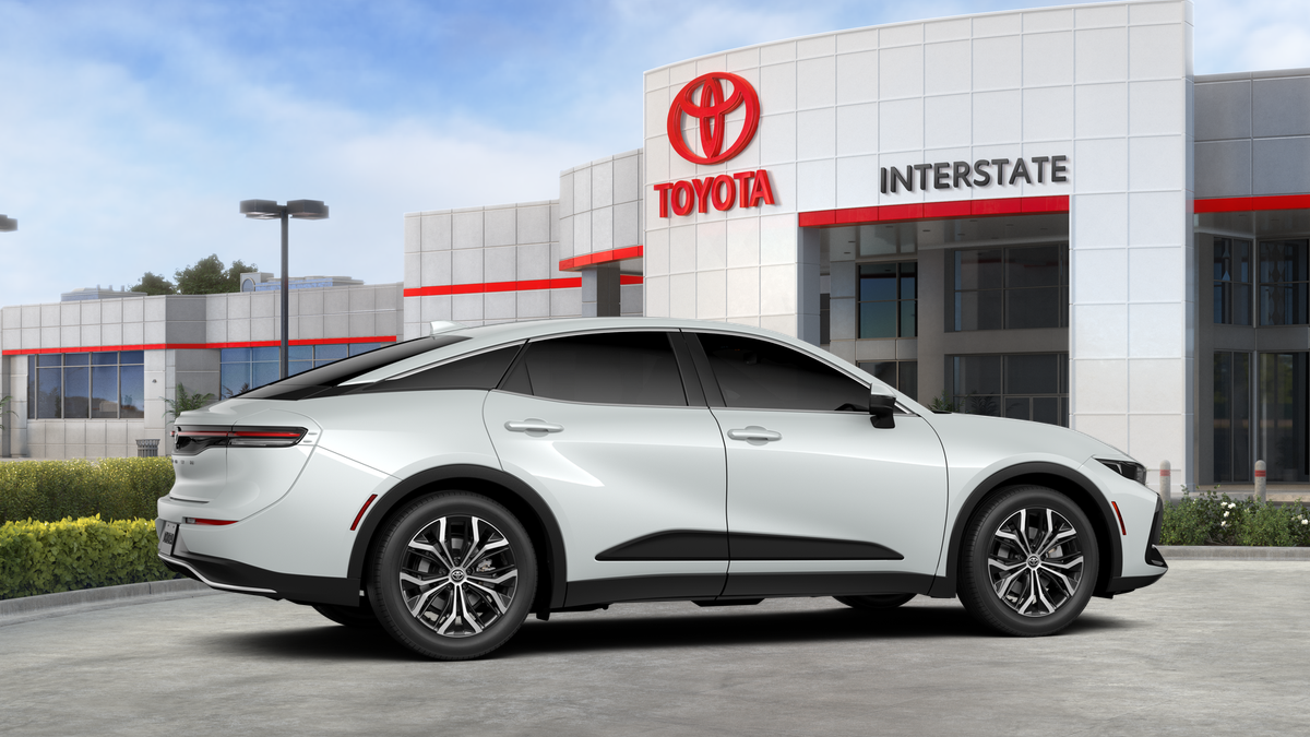 2026 Toyota Toyota Crown XLE