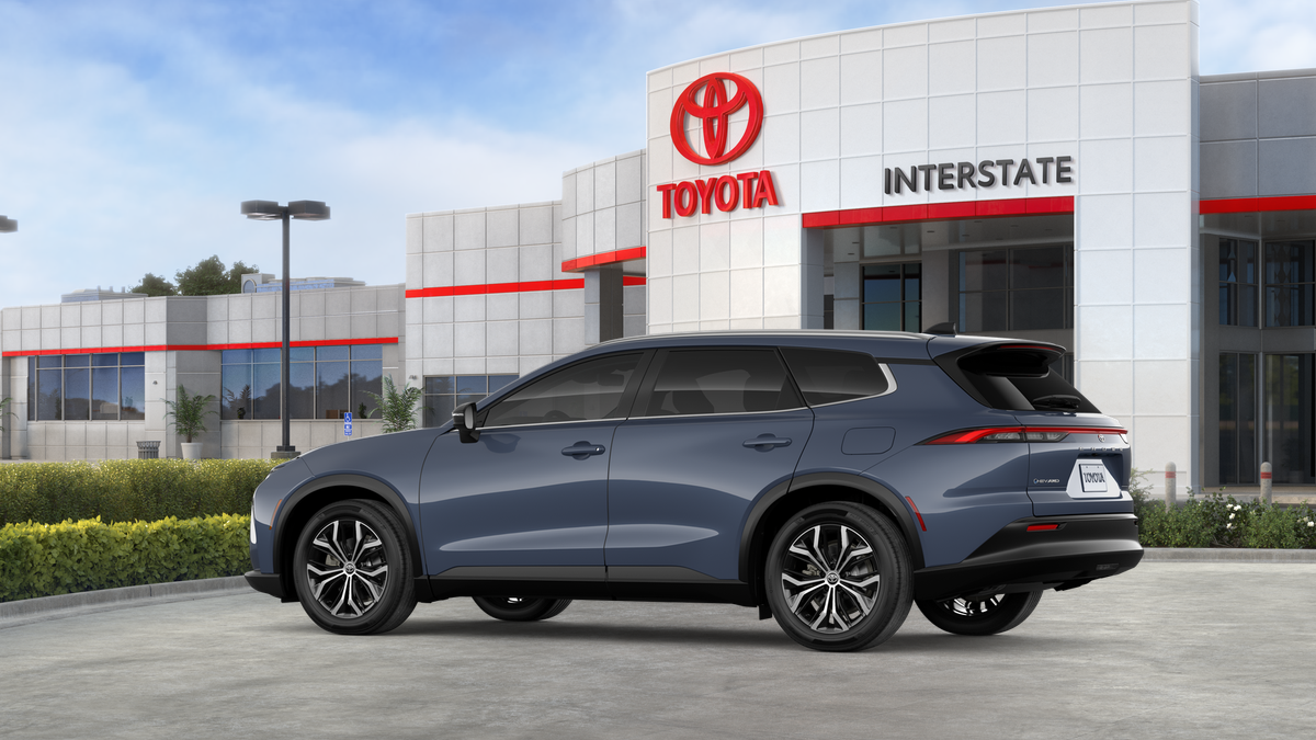 2026 Toyota Toyota Crown Signia XLE