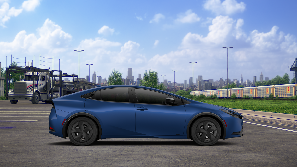 2027 Toyota Prius LE AWD